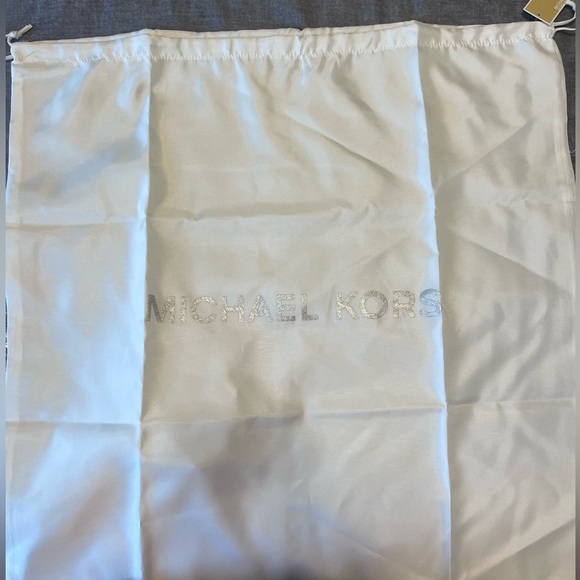 Michael Kors Handbags - Michael Kors New XL Dust Bag BNWT